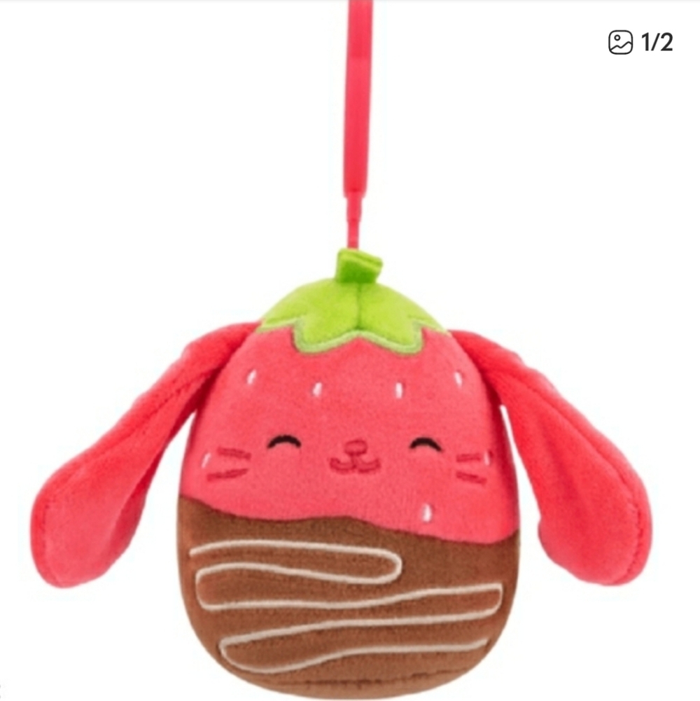 Gunda The Chocolate Strawberry Bunnie 3.5" Squiwhmallow Clip BRAND NEW WITH TAGS